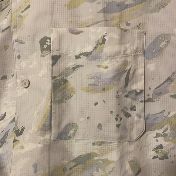 LULULEMON NWT Airing Easy Camp Collar Shirt Mens XXL Multi-Color Stretch - Picture 4 of 5